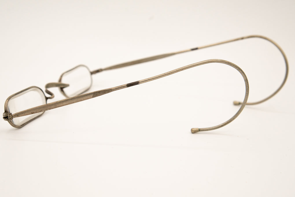 30's Reader Style w/ Cable Temples