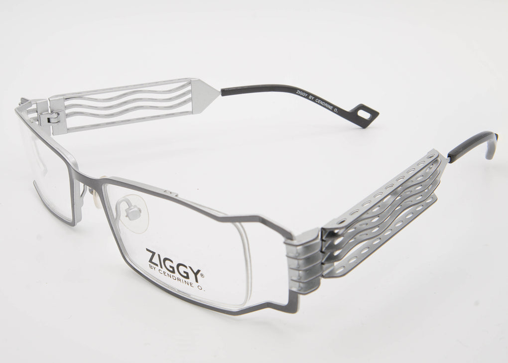 Ziggy by Cendrine O. Silver Sculptural Rectangles