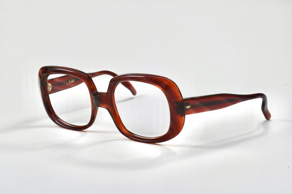 TART Regency “Cleo” Red Tortoise