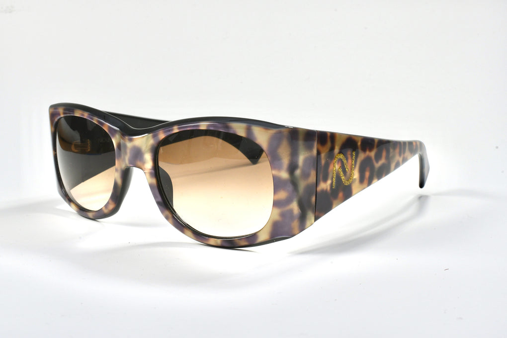 Vintage 80’s Nouvelle Vague “Guadalupe”