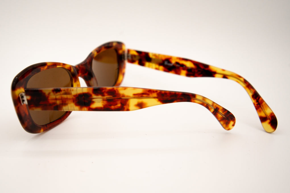 Vintage Persol Ratti Oval Tort Suns