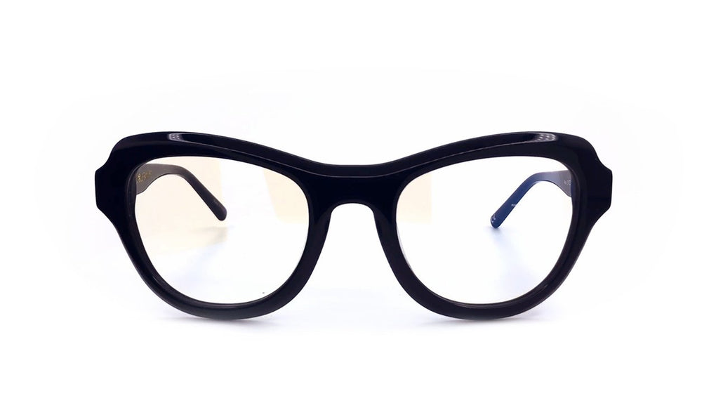 Ava Gardner style glasses